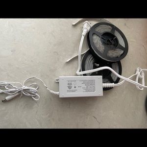 Good Earth LED lights electric